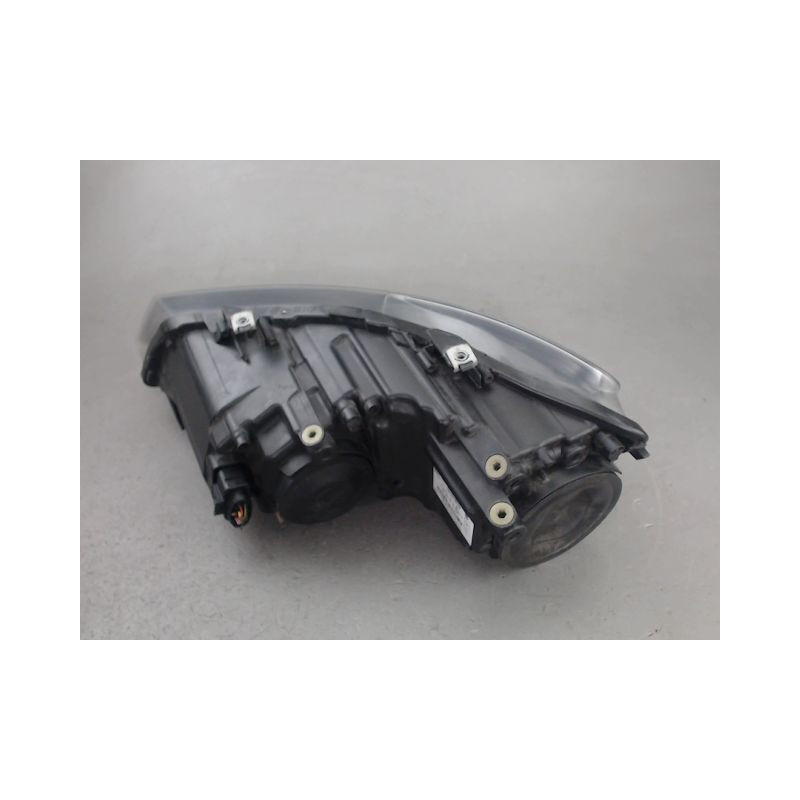 PHARE DROIT VOLKSWAGEN POLO