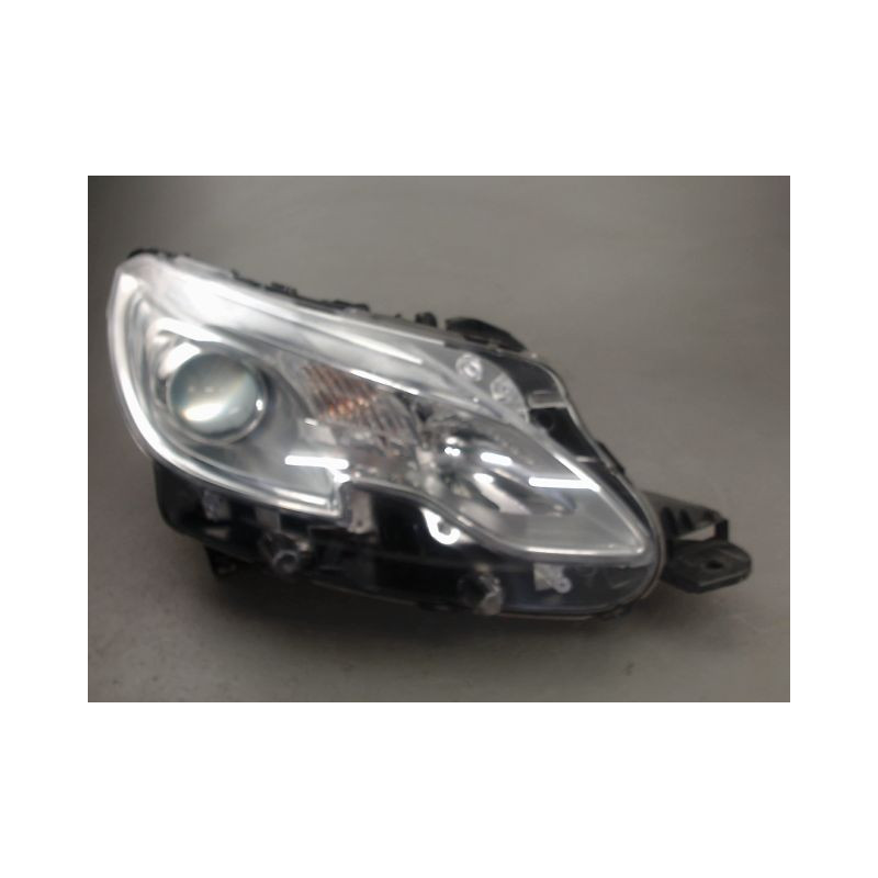PHARE DROIT PEUGEOT 2008