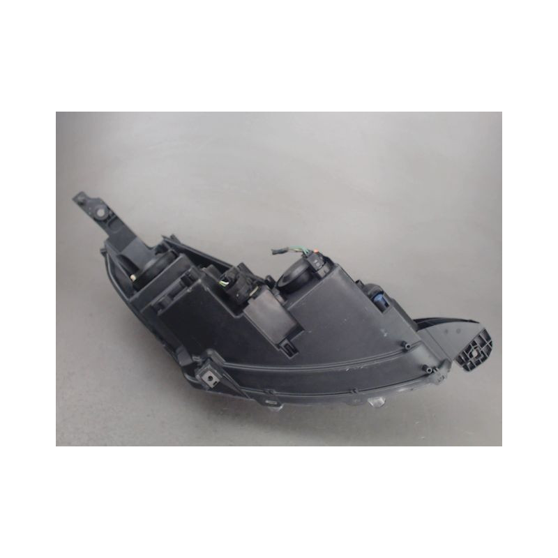 PHARE GAUCHE PEUGEOT 2008