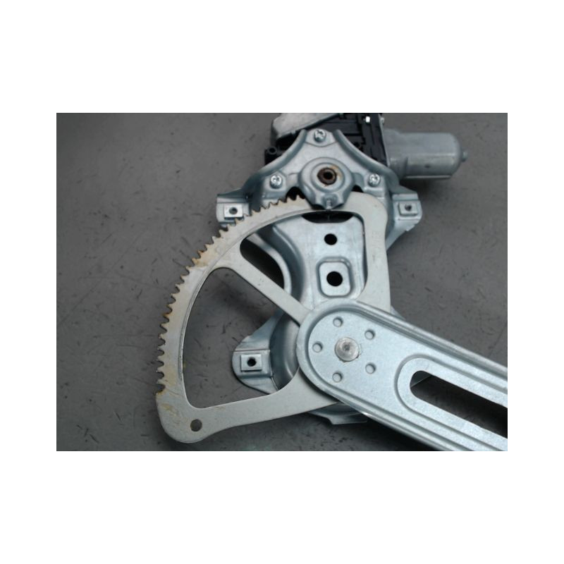 MECANISME LEVE-GLACE AVANT GAUCHE TOYOTA YARIS