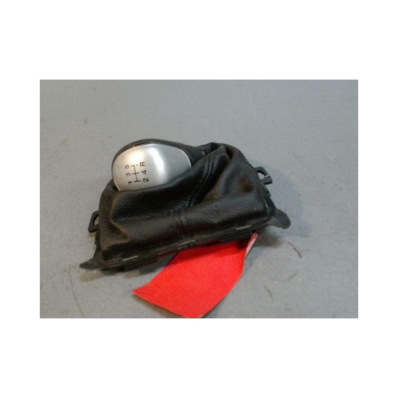 POMMEAU LEVIER VITESSES FORD FIESTA 6 PHASE 1 Essence 