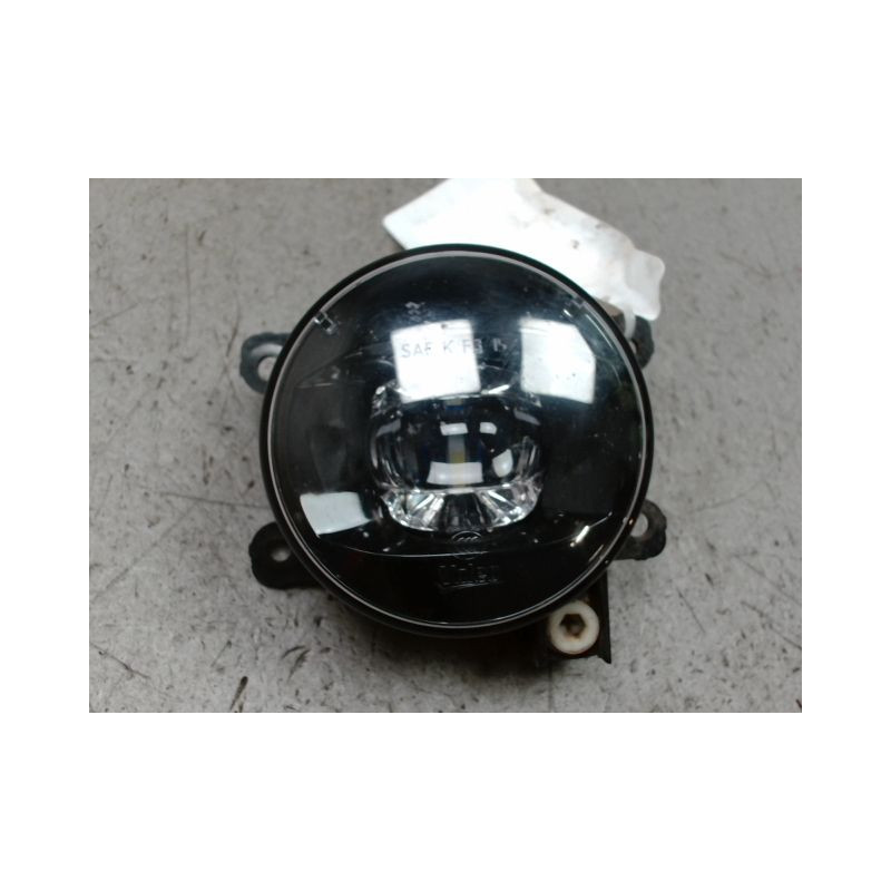 PHARE ANTIBROUILLARD AVANT DROIT RENAULT CAPTUR