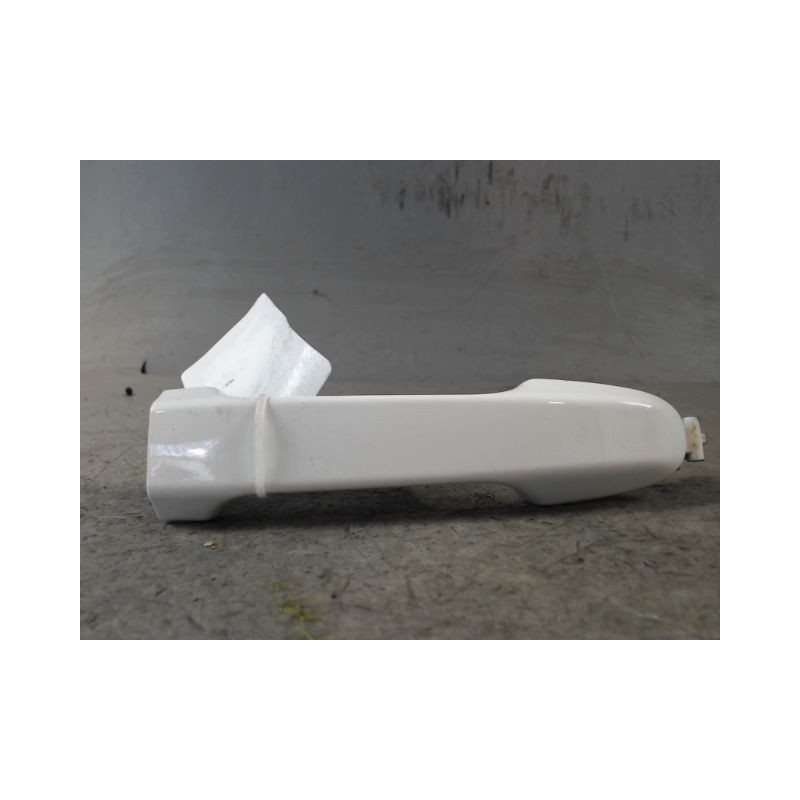 POIGNEE EXTERIEURE PORTE ARRIERE DROIT TOYOTA YARIS II 2010-