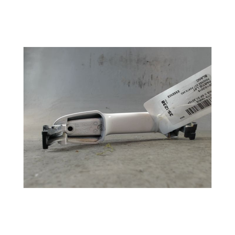 POIGNEE EXTERIEURE PORTE ARRIERE DROIT TOYOTA YARIS II 2010-