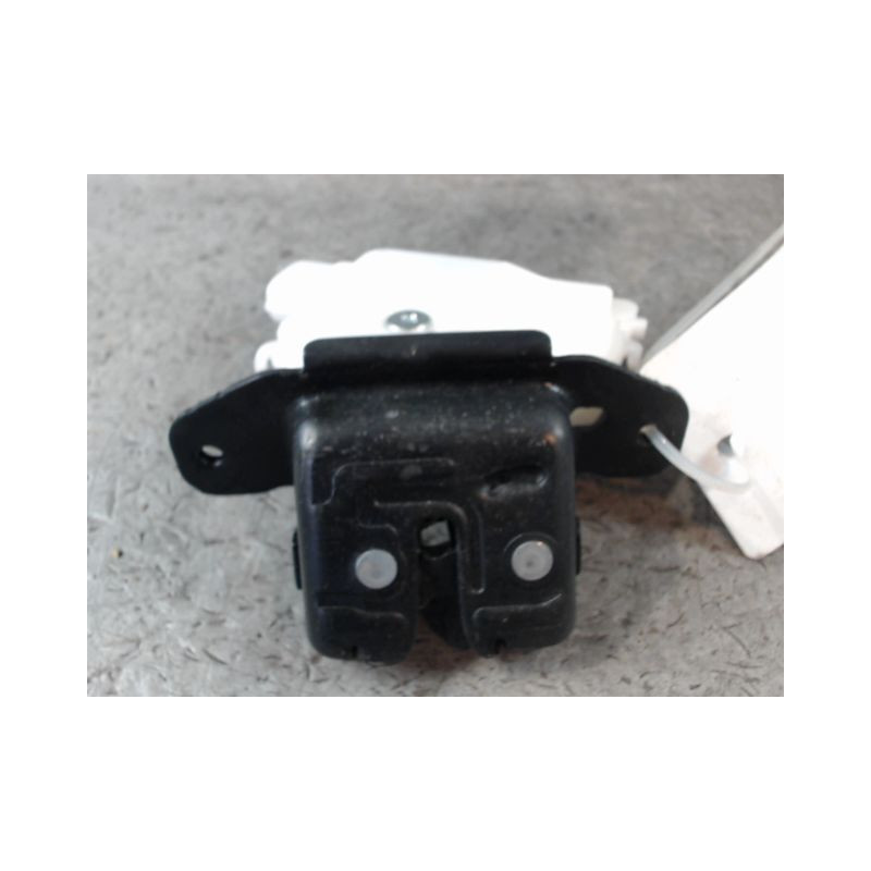 SERRURE HAYON  TOYOTA YARIS II 2010-