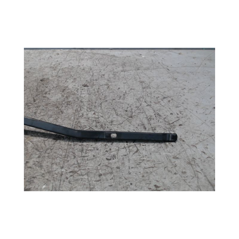 BRAS ESSUIE-GLACE AVANT GAUCHE DACIA SANDERO 2008-