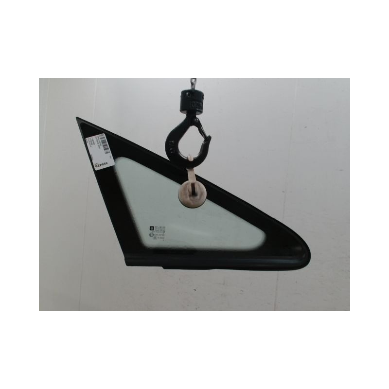 GLACE AILE AVANT OPEL ZAFIRA 2006-