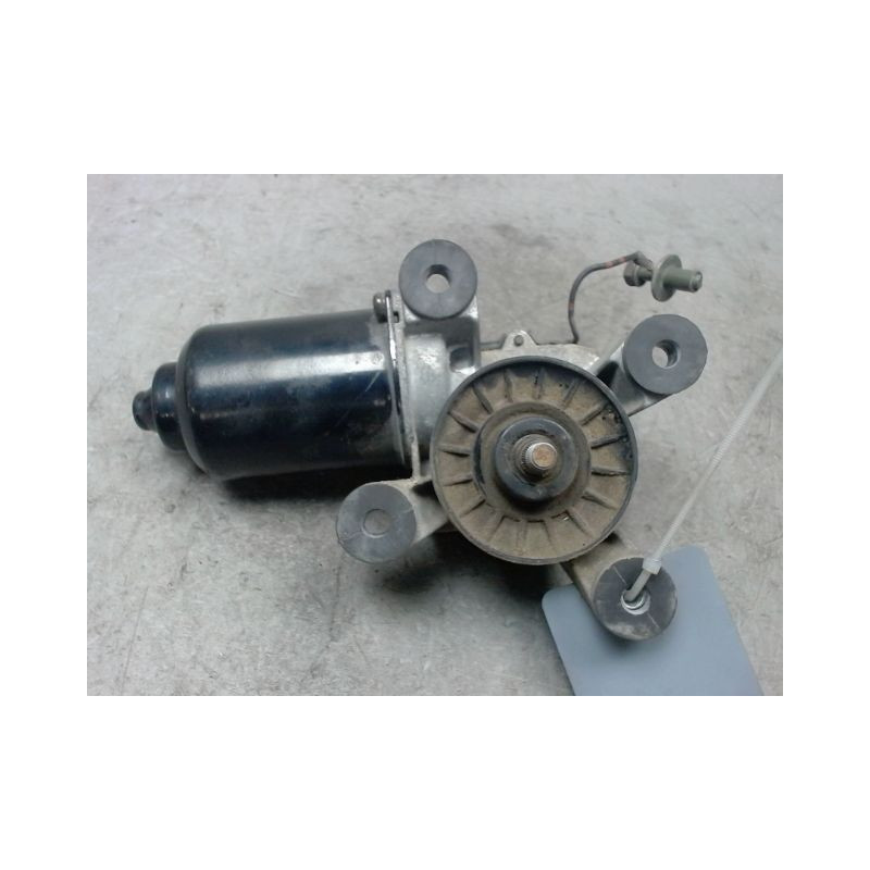 MOTEUR ESSUIE-GLACE AVANT TOYOTA HILUX  X-TRA CABINE
