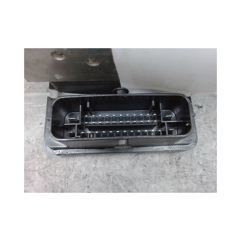 UNITE HYDRAULIQUE ABS KIA CEE-D