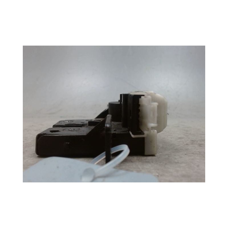 SERRURE HAYON  RENAULT SCENIC II PH.2 06-09