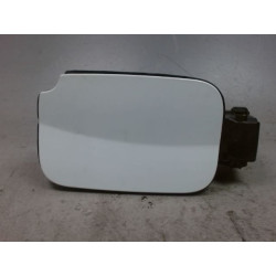 VOLET DE TRAPPE CARBURANT