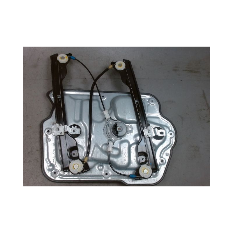 MECANISME+MOTEUR LEVE-GLACE AVANT DROIT NISSAN QASHQAI