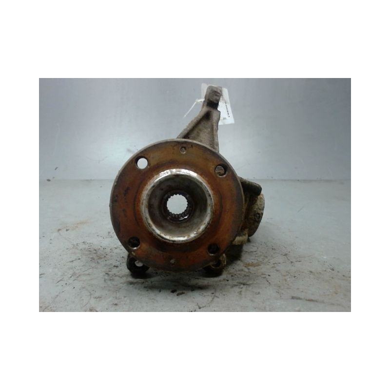 PIVOT AVANT DROIT CITROEN C15