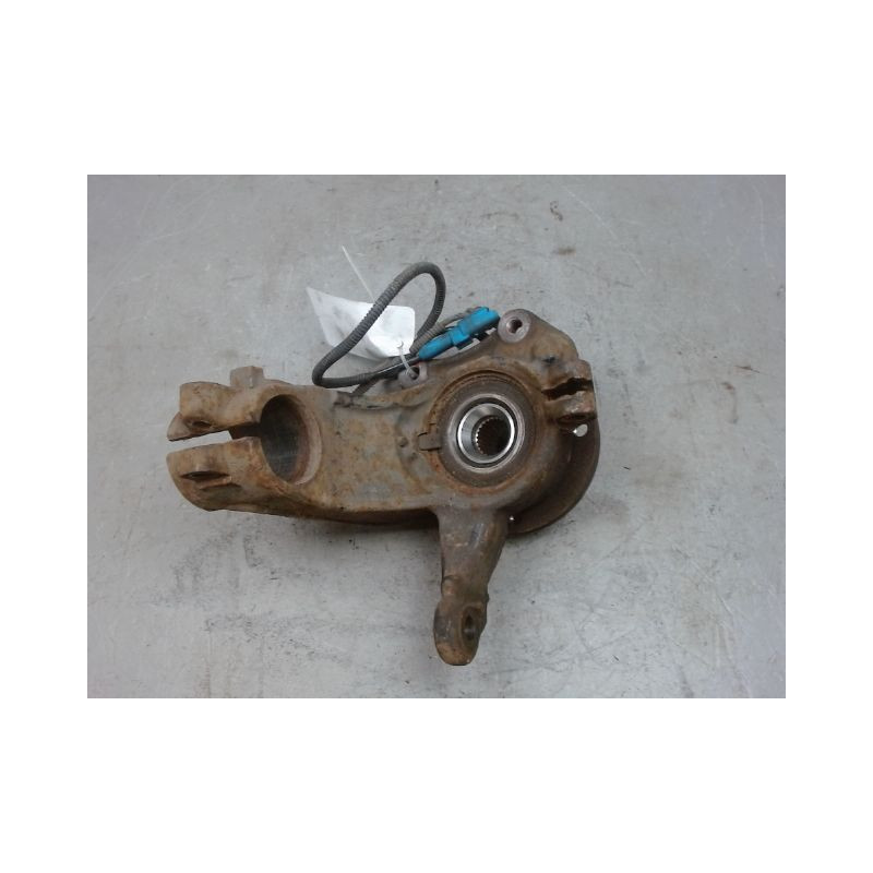 PIVOT AVANT GAUCHE PEUGEOT 207