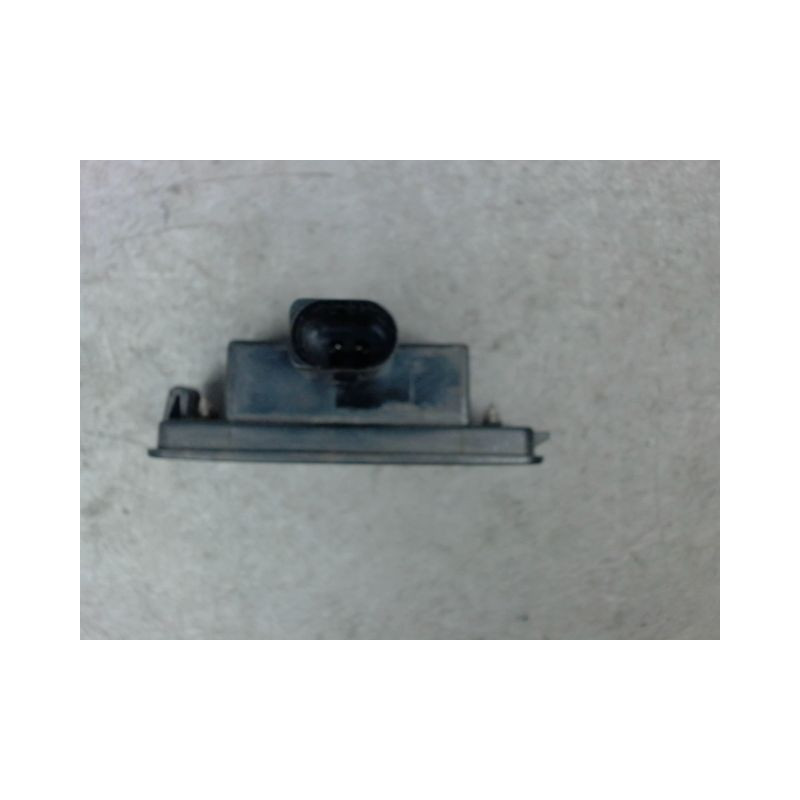 ECLAIREUR PLAQUE DE POLICE VOLKSWAGEN POLO 02-05