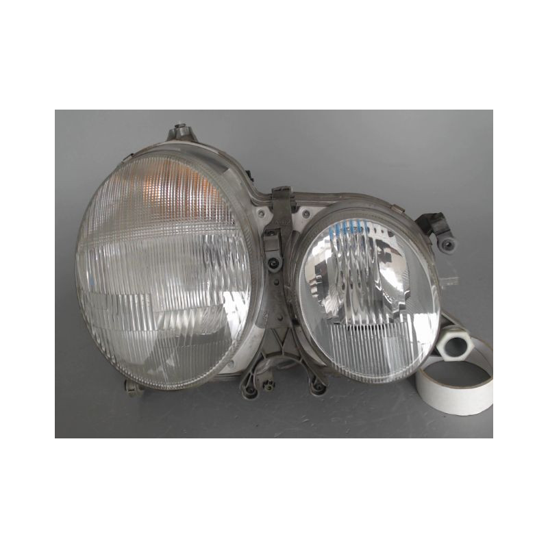 PHARE DROIT MERCEDES E220