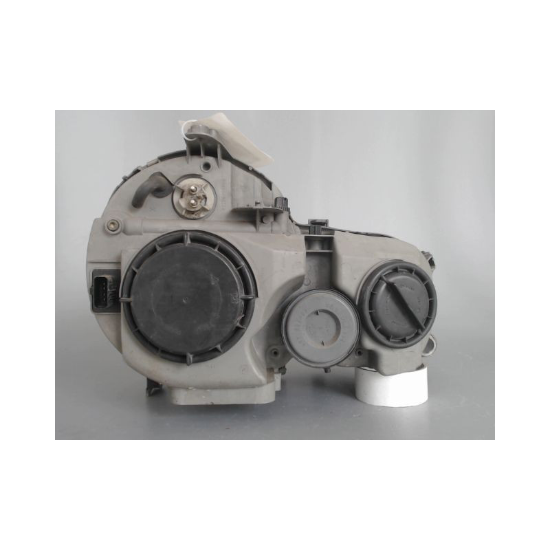 PHARE GAUCHE MERCEDES E220