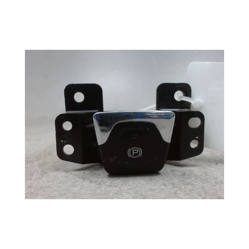 INTERIEUR COMMANDE FREIN A MAIN JEEP CHEROKEE