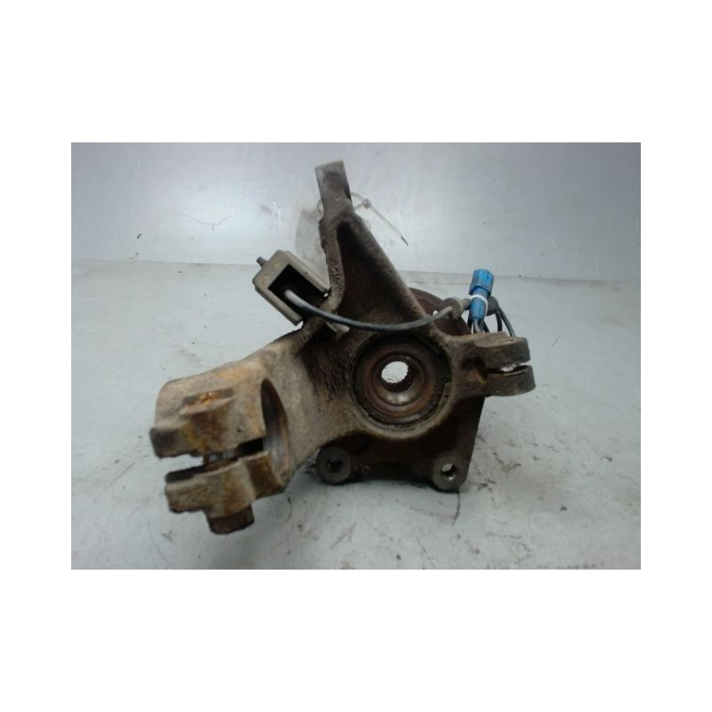 PIVOT AVANT DROIT PEUGEOT 206
