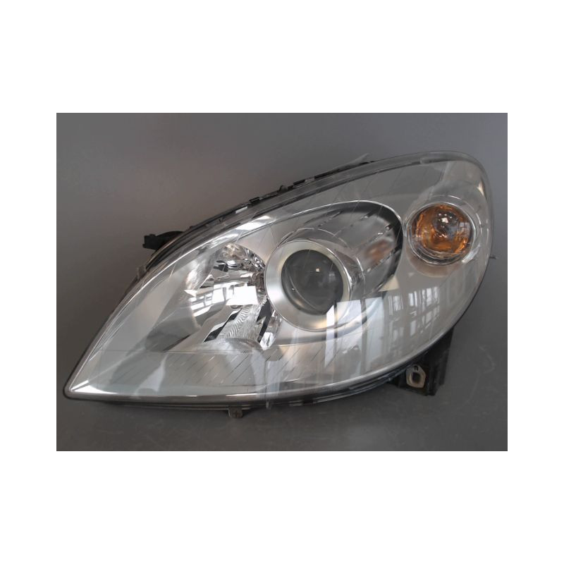 PHARE GAUCHE MERCEDES CLASSE B