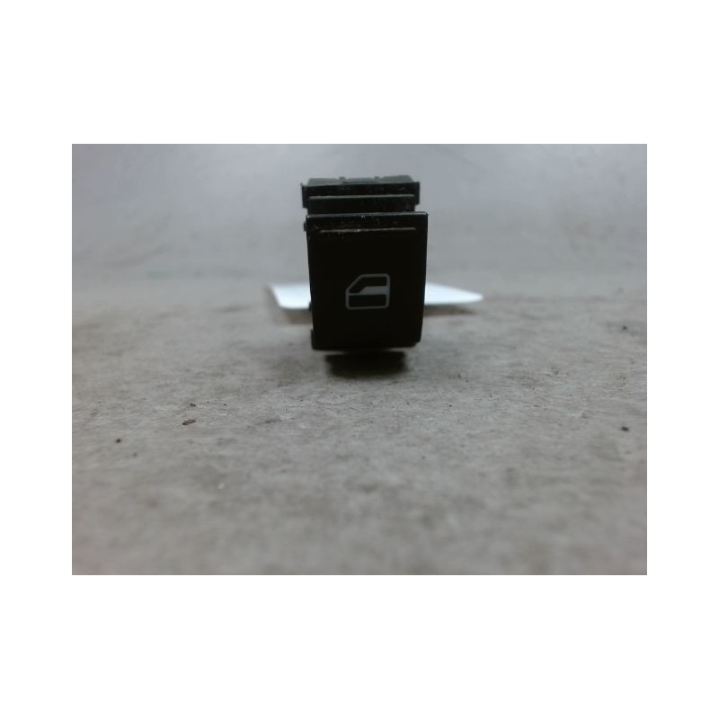 COMMANDE LEVE-GLACE PORTE ARG VOLKSWAGEN GOLF