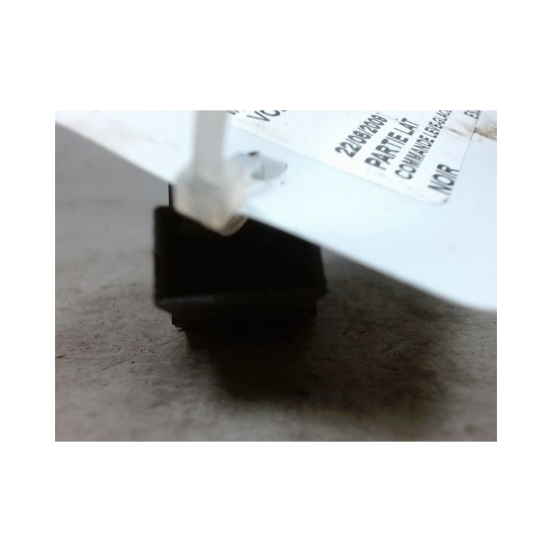 COMMANDE LEVE-GLACE PORTE ARG VOLKSWAGEN GOLF