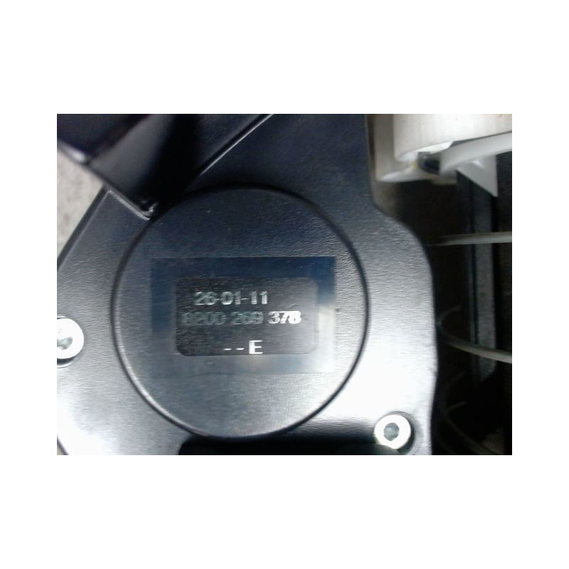 TREUIL DE ROUE DE SECOURS RENAULT CLIO