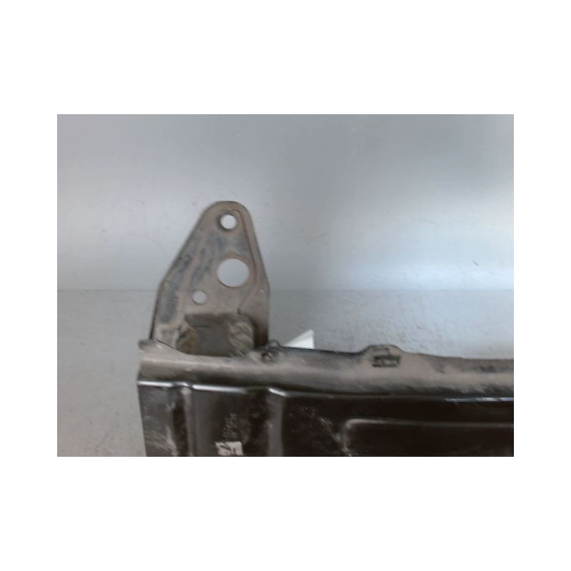 RENFORT PARE-CHOC AVANT HYUNDAI I20