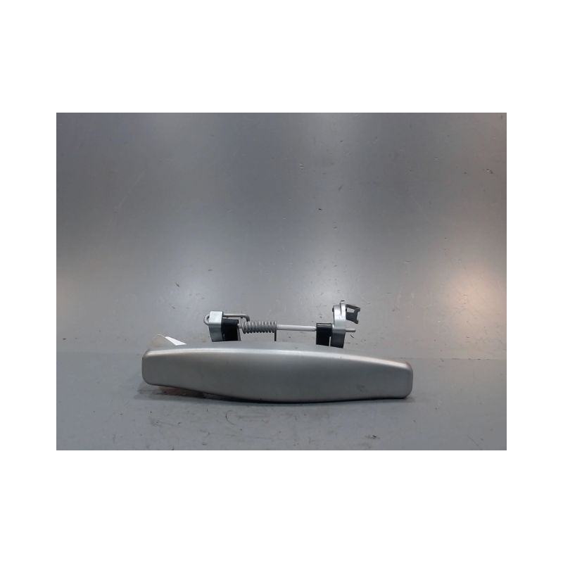 POIGNEE EXTERIEURE PORTE AVANT GAUCHE DACIA SANDERO