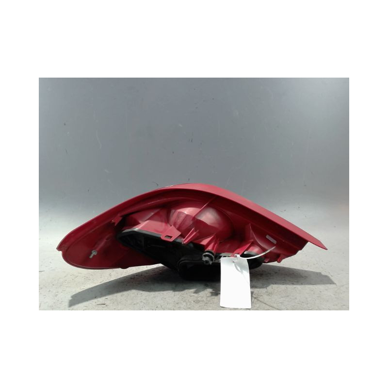FEU ARRIERE DROIT PEUGEOT 207
