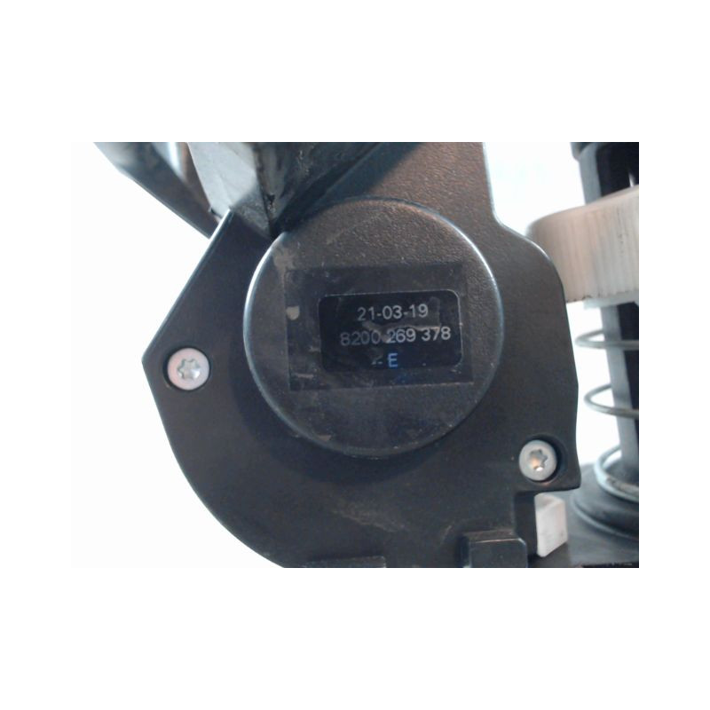 TREUIL DE ROUE DE SECOURS RENAULT CLIO IV