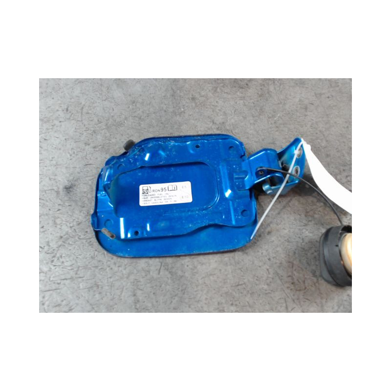 VOLET DE TRAPPE CARBURANT SUZUKI CELERIO