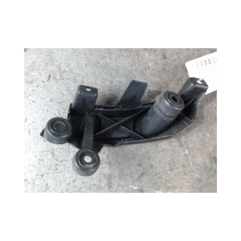 SUPPORT PARE-CHOC ARG CITROEN C3 2009-