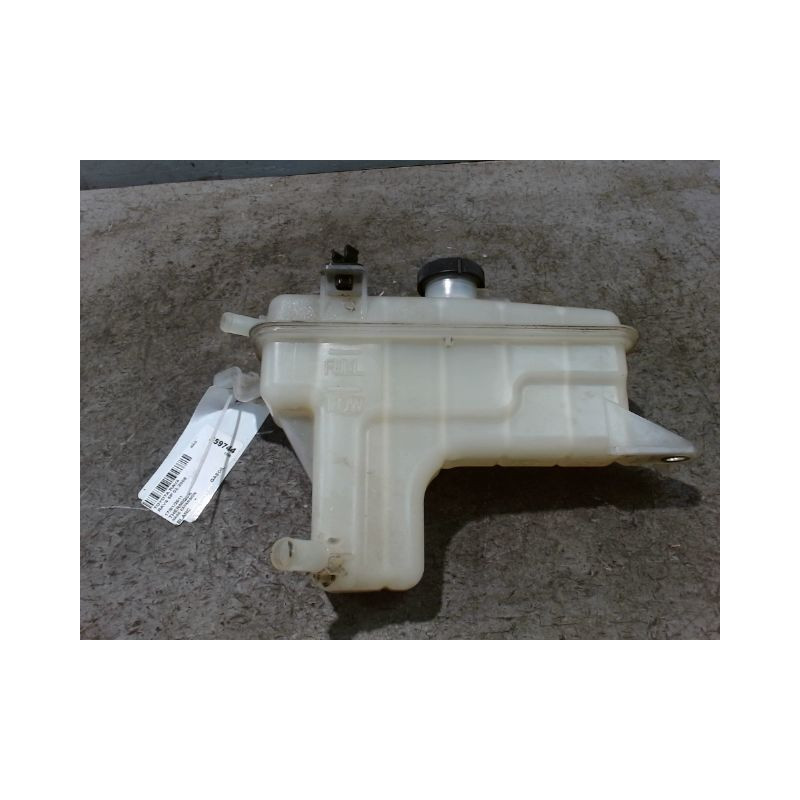VASE EXPANSION TOYOTA RAV4 2006