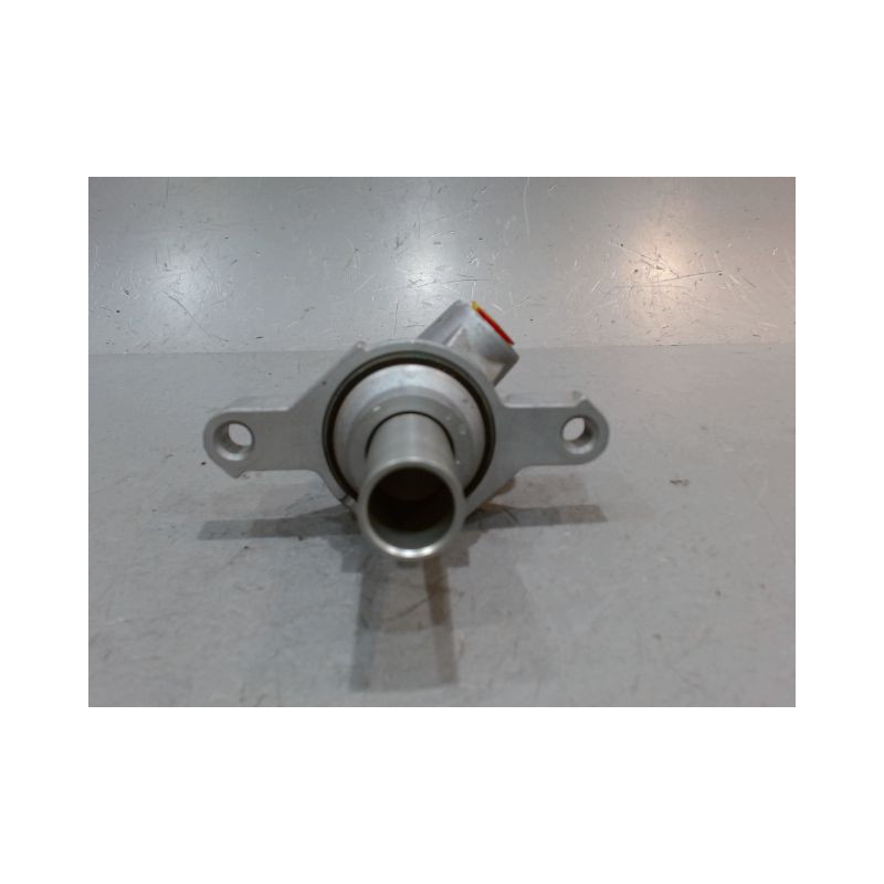 MAITRE CYLINDRE RENAULT CLIO