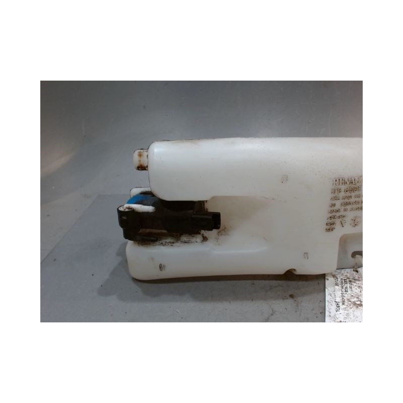 RESERVOIR LAVE-GLACE AVANT RENAULT TWINGO 2 1.5 DCI 65CH T
