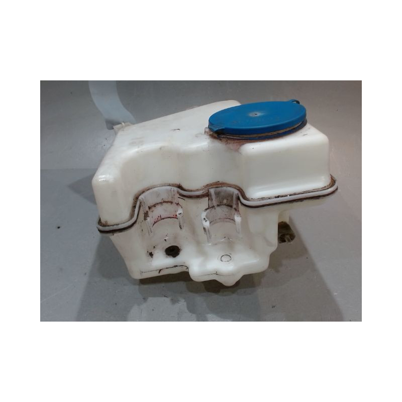 RESERVOIR LAVE-GLACE AVANT MERCEDES CLASSE B