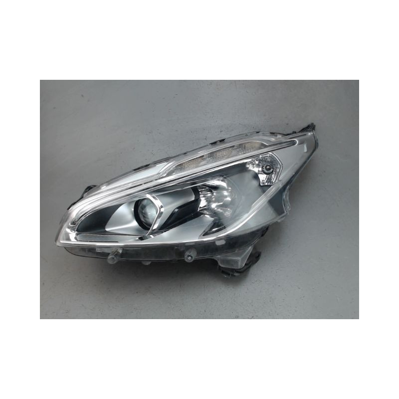 PHARE GAUCHE PEUGEOT 208