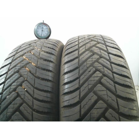Paire de pneus HANKOOK KIINERGY 4S 2 155 65 14 75 T