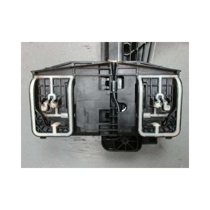 MECANISME+MOTEUR LEVE-GLACE ARRIERE GAUCHE PEUGEOT 208