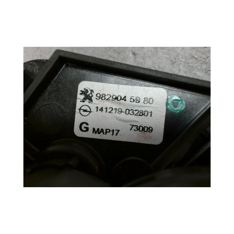 MECANISME+MOTEUR LEVE-GLACE ARRIERE GAUCHE PEUGEOT 208