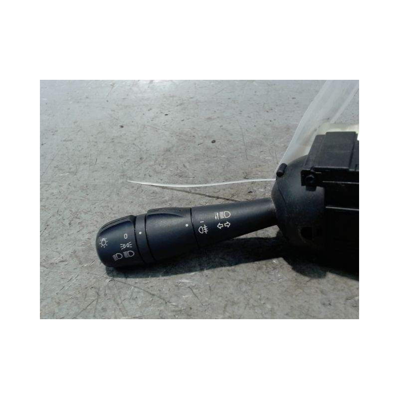 COMMANDE CLIGNOTANT RENAULT TWINGO