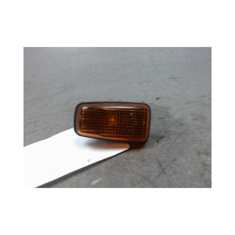 REPETITEUR AILE GAUCHE CITROEN BERLINGO BREAK -2002