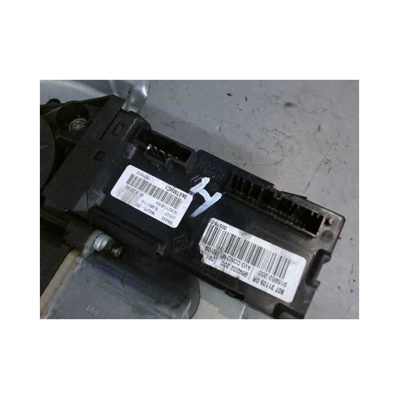 MECANISME+MOTEUR LEVE-GLACE AVANT GAUCHE RENAULT MEGANE