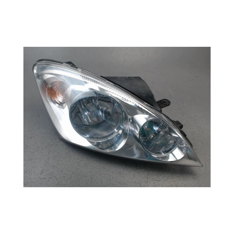PHARE DROIT KIA CEE-D