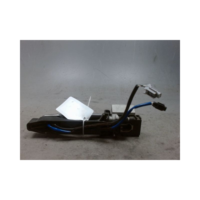 POIGNEE EXTERIEURE PORTE AVANT DROIT NISSAN QASHQAI