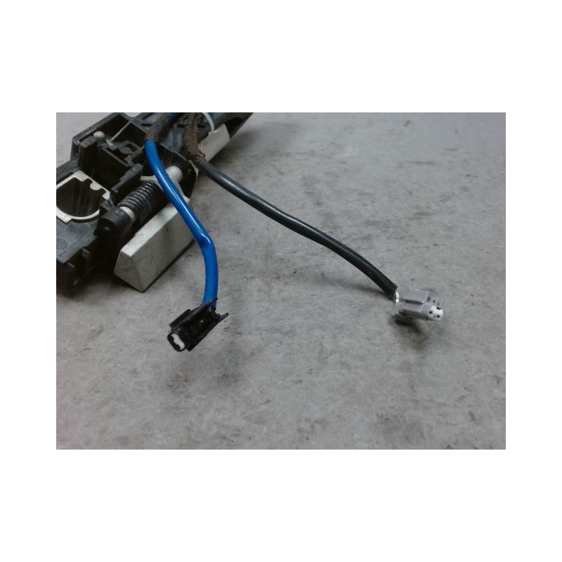 POIGNEE EXTERIEURE PORTE AVANT DROIT NISSAN QASHQAI