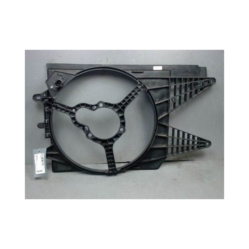 SUPPORT DE VENTILATEUR FIAT 500