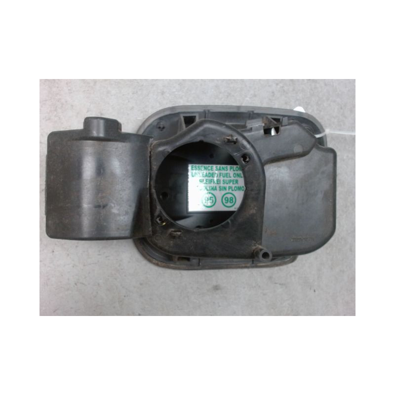 VOLET DE TRAPPE CARBURANT RENAULT CLIO