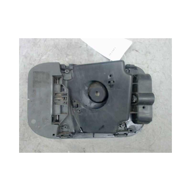 VOLET DE TRAPPE CARBURANT RENAULT VEL SATIS